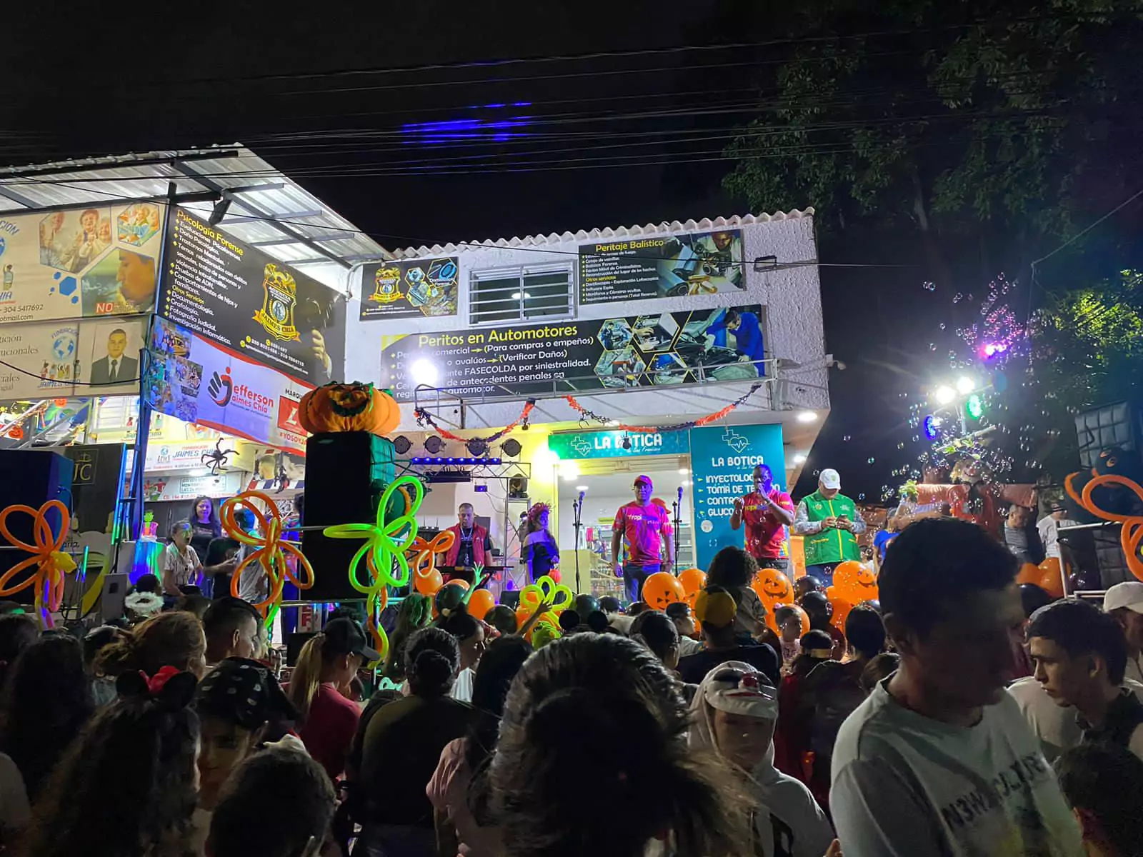 Imagen representativa de la Noche de Terror y Solidaridad: Proyecto Especial de Halloween para la Comunidad